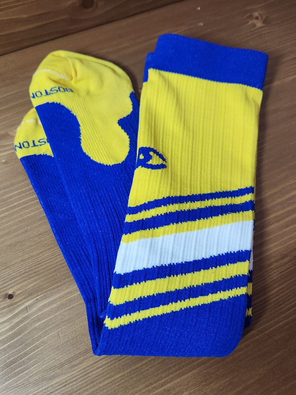 Pro Compression Boston Strong Marathon Socks Blue Yellow SM/MED